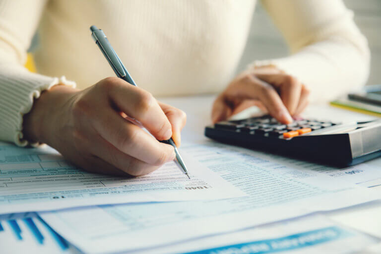 Taxes and Business Obligations For UK Dropshipping