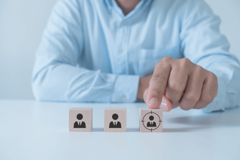 how to market your dropshipping store