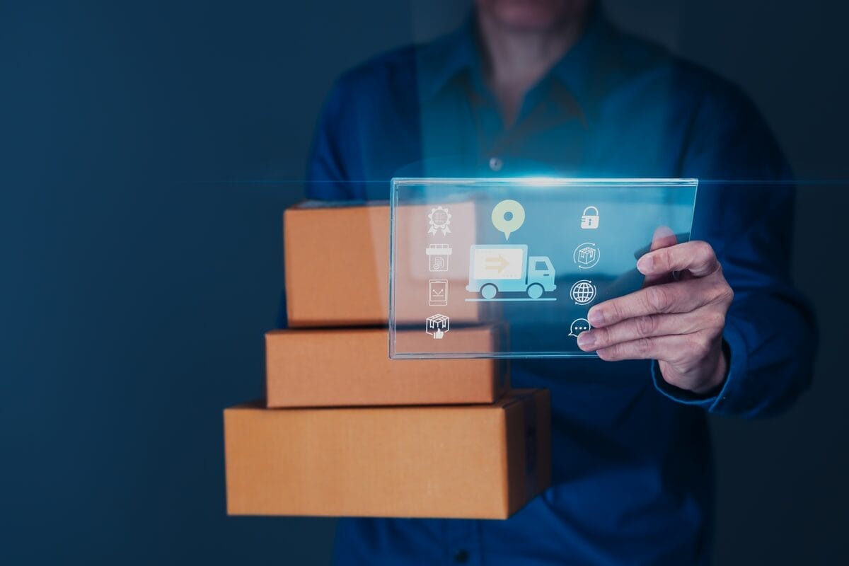 The importance of a tracking number updates tool for dropshipping