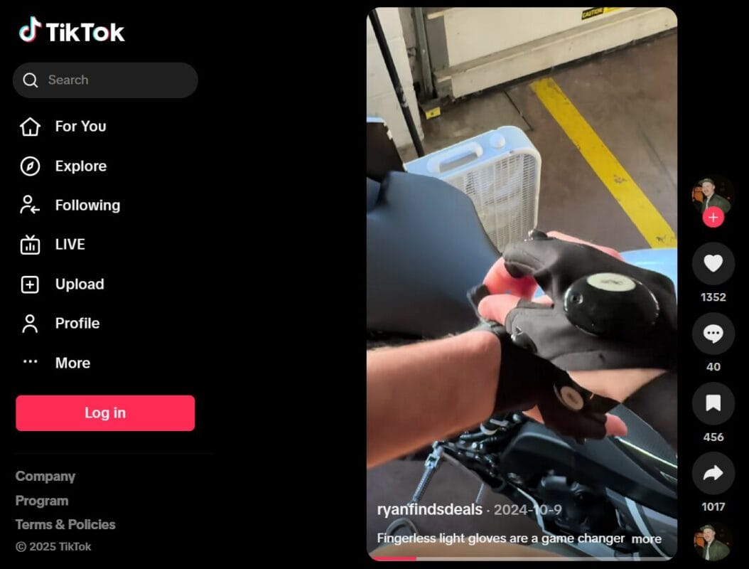 LED Flashlight Gloves TikTok ad review for dropshipping marketing