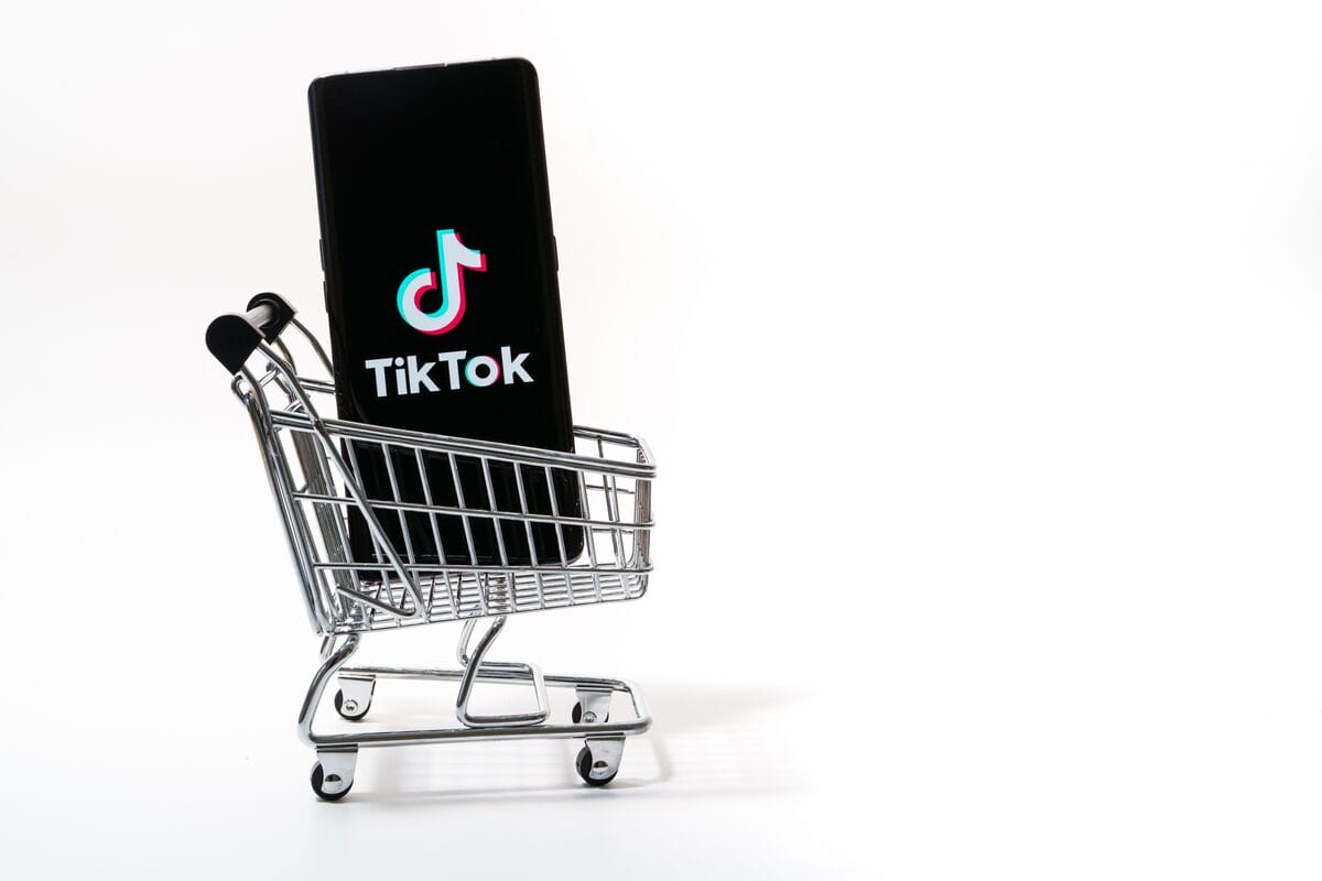 TikTok Shop vs. TikTok Shop Affiliate for dropshippers