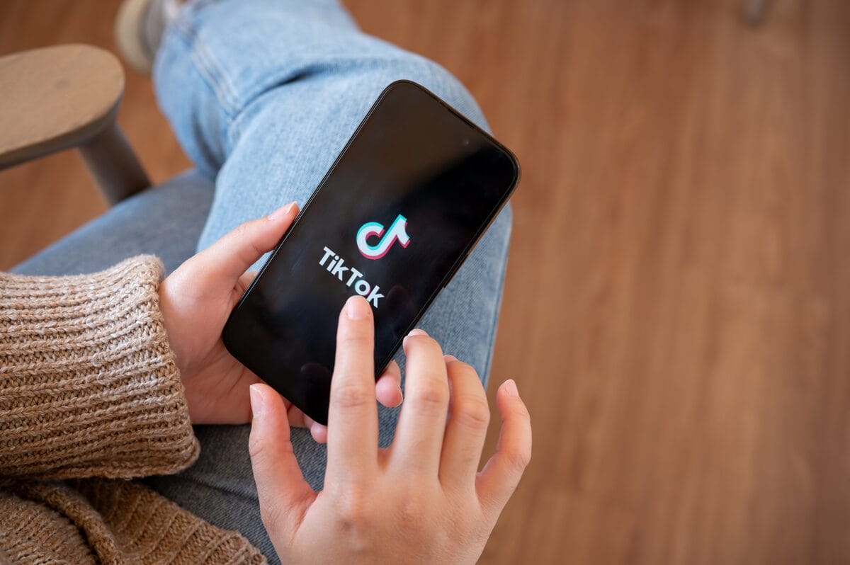 TikTok dropshipping through TikTok shop and affiliate program