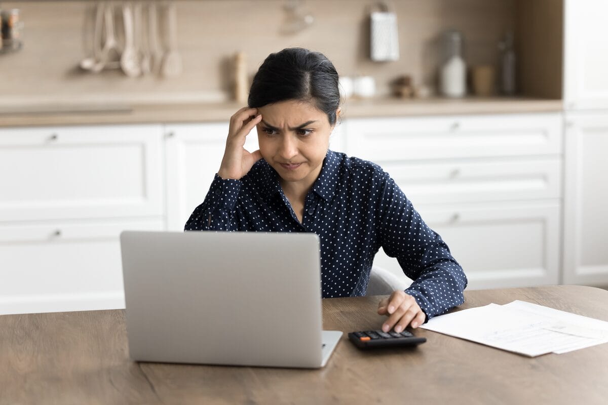 Common mistakes for dropshippers planning initial marketing budget