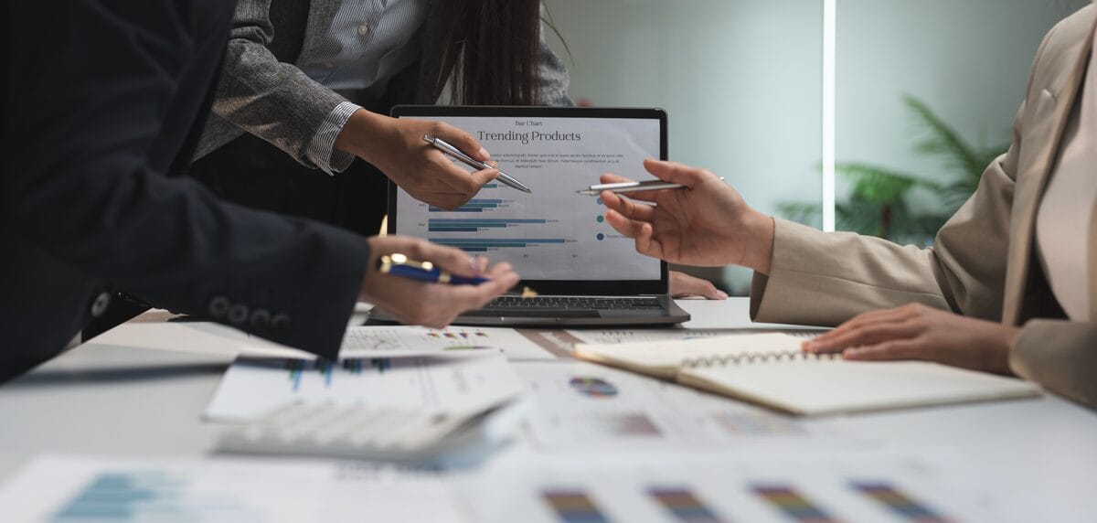 Evergreen vs trending products to sell on Amazon