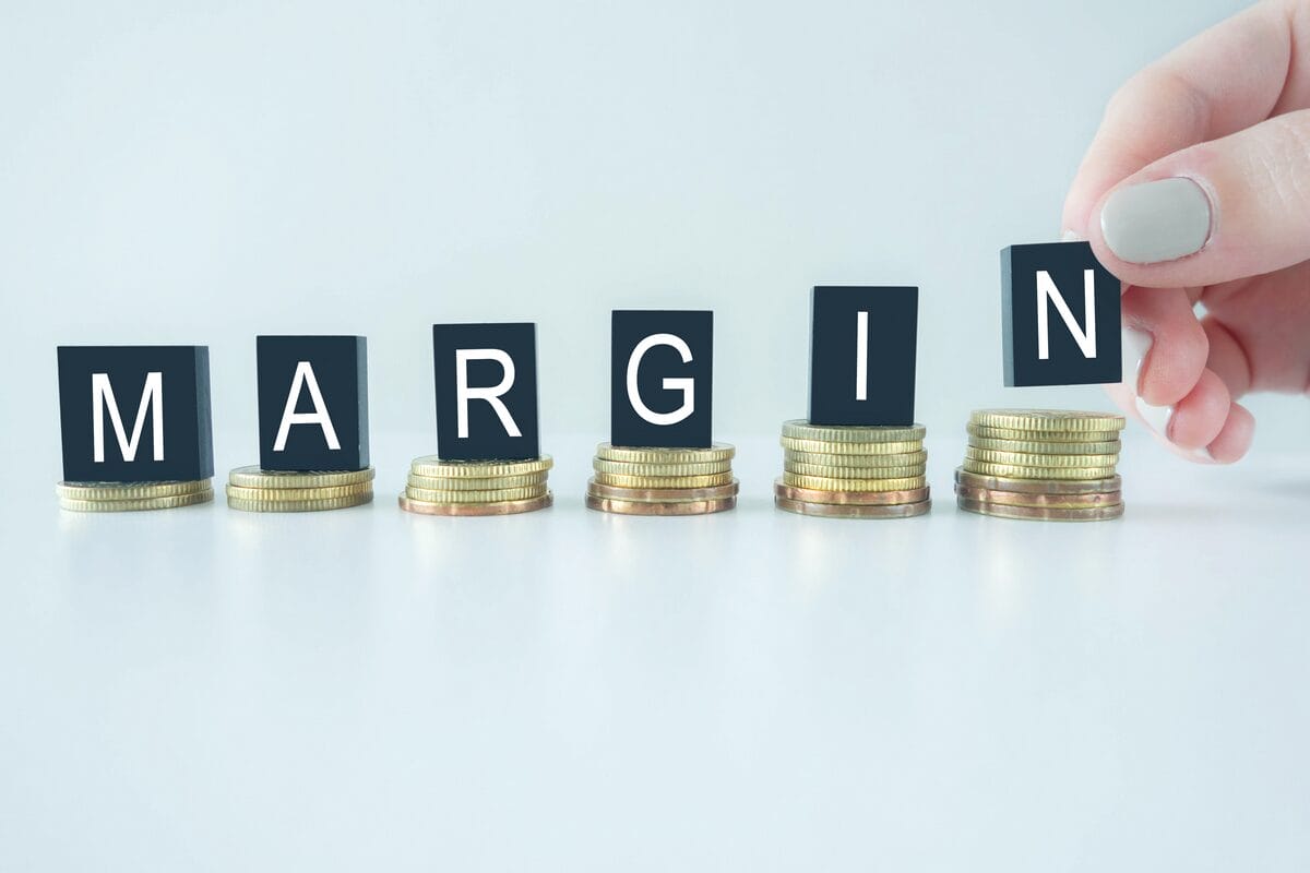 Profit margins estimations Amazon eBay and Shopify