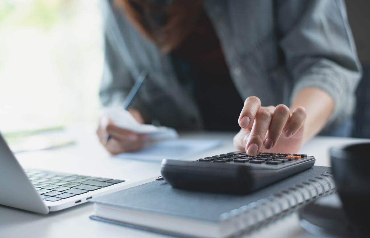 Amazon eBay and Shopify fees comparison