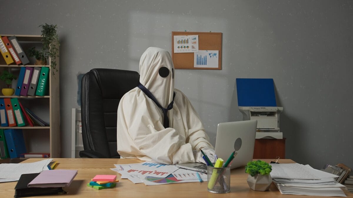 How ghost commerce works for online selling