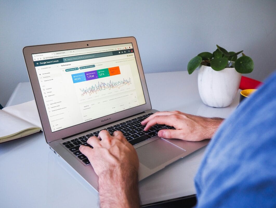 SEO consulting, one of the best home business ideas in the UK